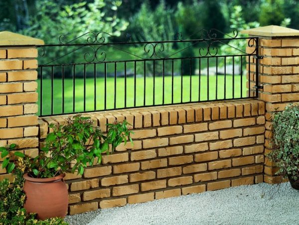 marlborough metal garden railings